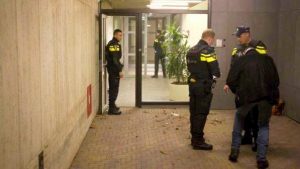Amsterdam, due persone accoltellate alla stazione centrale