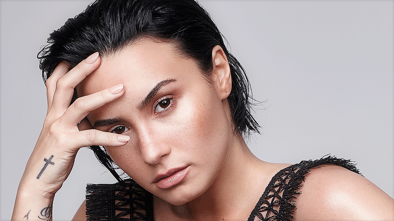 Demi Lovato in rehab cancella tutte le date del Tour
