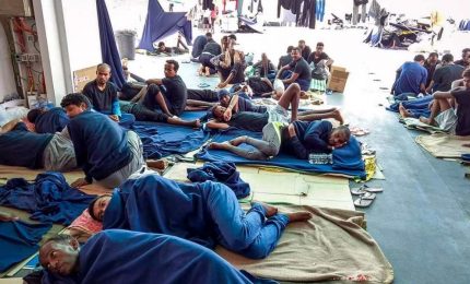 Migranti a Rocca di Papa, rivolta social: "Non li vogliamo". E se la prendono pure col Papa
