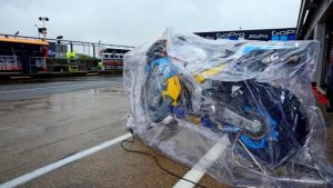 motogpancora pioggia, gara cancellata