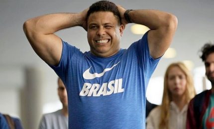 Ronaldo in ospedale per polmonite, l'ex attaccante brasiliano in terapia intensiva