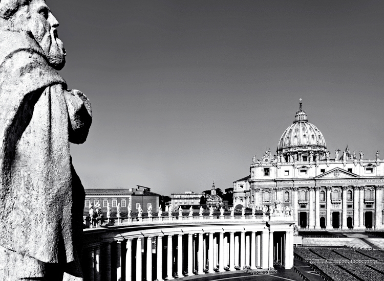 Abusi sessuali, una nube sulla memoria di Giovanni Paolo II