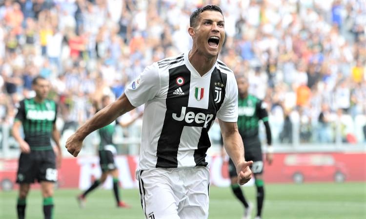 Doppietta di Ronaldo e la Juve manda ko il Sassuolo. CR7: “Attesa per il mio gol, importante è vincere”
