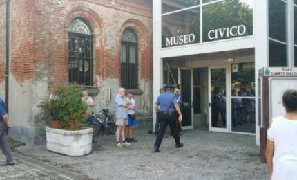 Donna accoltella 4 passanti nel Mantovano, una è morta. Arrestata una badante