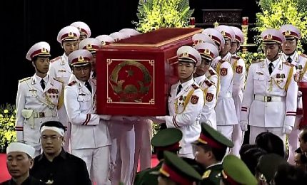 Esequie "imperiali" per il presidente vietnamita