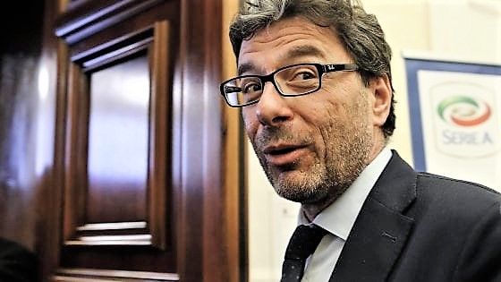 Spread, Giorgetti: sterilizzare effetti sulle banche