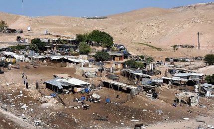 Appello 5 Paesi di cui Italia a Israele, non demolisca Khan al Ahmar