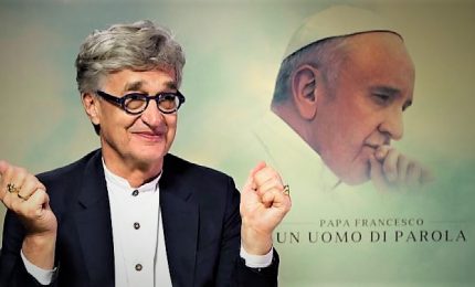 Wenders: il Papa ha visione e autorità che i politici non hanno