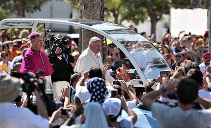 Il Papa a Palermo: "Ai mafiosi dico: cambiate fratelli, se no perderete la vostra vita"