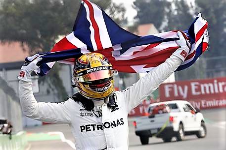 In Messico Hamilton soffre ma è campione del mondo