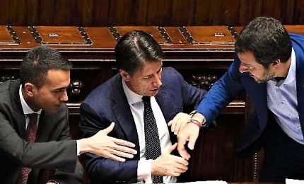 Conte tenta da Bruxelles pace "tecnica" fra Salvini e Di Maio
