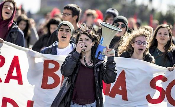 Venerdì studenti in piazza in tutta Italia: “Blocchiamo le città”. Prima mobilitazione contro esecutivo Lega-M5s