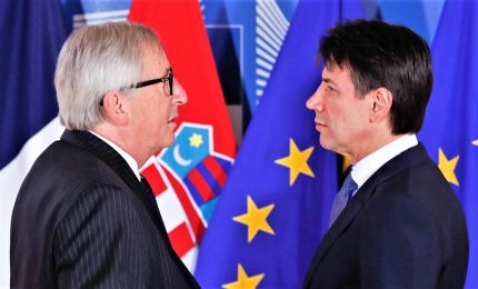 L'Ue boccia manovra, l'Ocse taglia stime Pil. E sabato Conte incontra Juncker