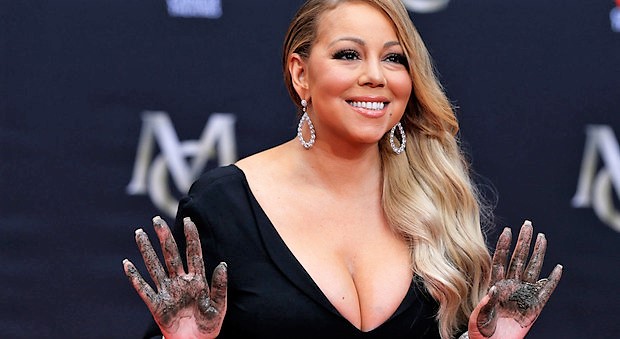 Mariah Carey  accusata di molestie e inadempimenti dall’ex manager