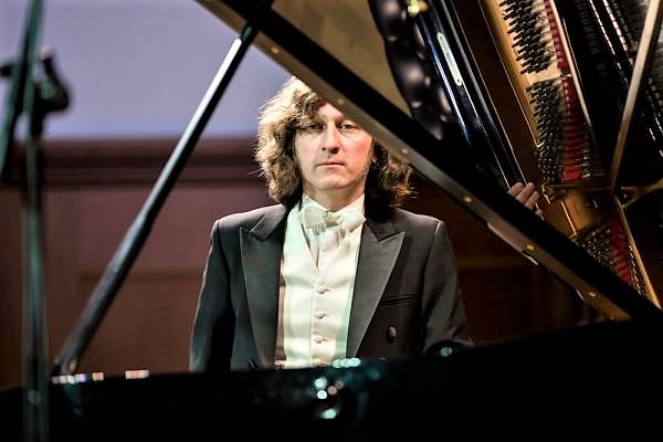 Festival Stagioni russe, pianista Rem Urasin a Palermo