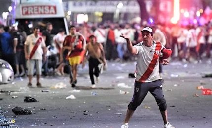 Calcio, scontri a Buenos Aires dopo la vittoria del River Plate