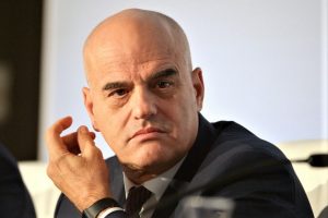  L'amministratore delegato di Eni, Claudio Descalzi