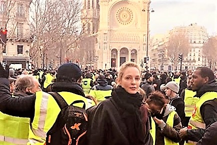 Parigi, Uma Thurman e Owen Wilson avvistati vicino ‘gilet gialli’