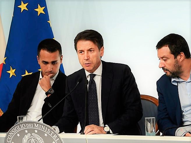 Torna il gelo tra Salvini e Di Maio, e scatta Conte per una tregua