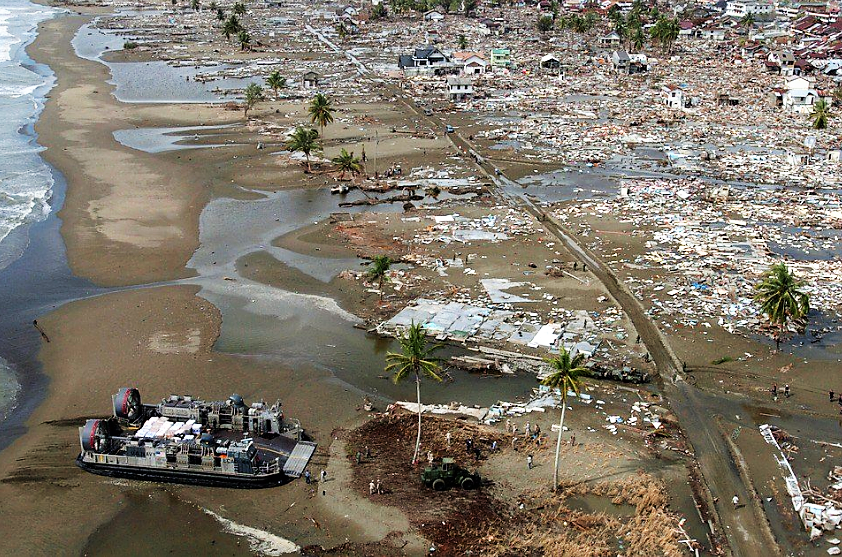 Il presidente: “Probabile un nuovo tsunami”. I morti salgono a oltre 370, 11 mila gli sfollati