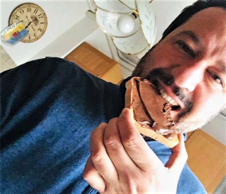 Salvini posta colazione con Nutella, scoppia polemica