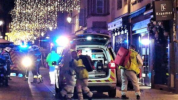 Strage Strasburgo, sale a 5 morti bilancio dell’attentato