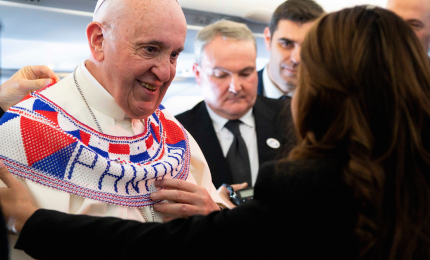 Il Papa a Panama tra malati di Aids. Raul: così accolgo Francesco
