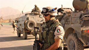 AFGHANISTAN: ATTENTATO A ITALIANI; UN MILITARE CONTUSO