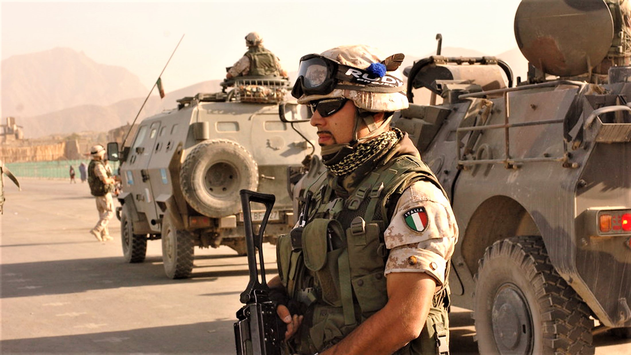 Eplode ordigno in Iraq, 5 soldati italiani feriti. Procura italiana indaga per terrorismo