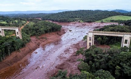 Brasile, temono oltre 300 morti dopo il crollo di una diga