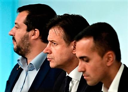 Prove alleanza Salvini-Di Maio: si va avanti, evitare infrazione. Ma resta la distanza con Conte