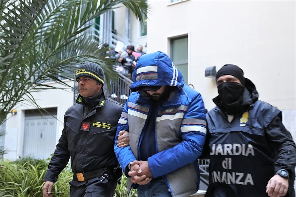 “Barbanera” il boss della tratta: “Faccio saltare la caserma dei carabinieri”