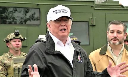 Trump alla frontiera con il Messico: muro questione di buon senso. Presidente Usa pronto a dichiarare lo stato d'emergenza nazionale