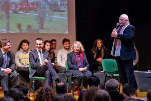 Di Maio nel suo liceo (Ansa)