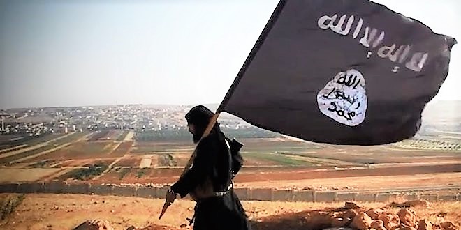 Isis rapisce 14 persone, anche 2 della Croce Rossa