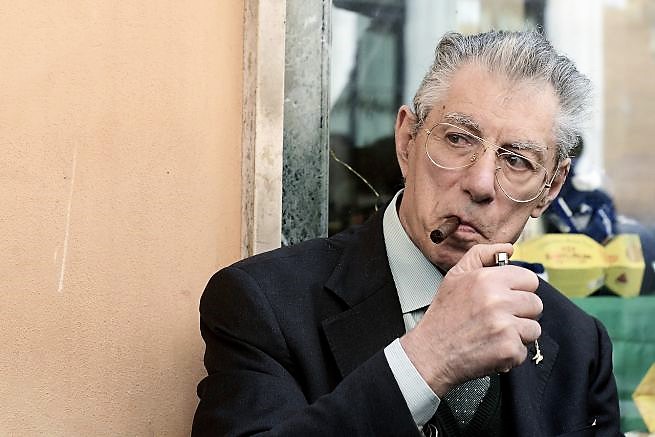 Bossi: errore dire no a comitato Nord in centrodestra Lombardia