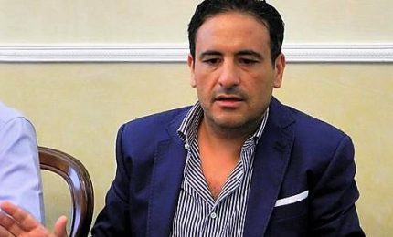 Ex sindaco di Scafati annuncia suicidio su Fb, i familiari lo salvano