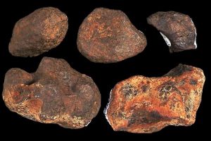 ferro-meteorite-700x467