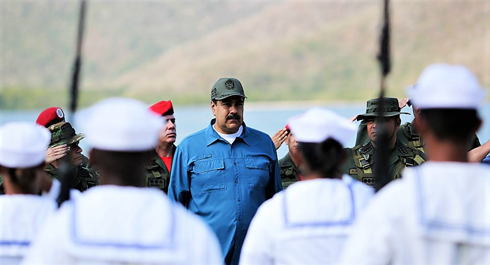 Nessun uso della forza in Venezuela, nuove sanzioni Usa. Pressing internazionale su Maduro