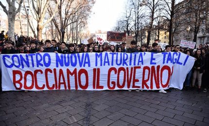 "No a nuova maturità e ai tagli": studenti in piazza in tante città
