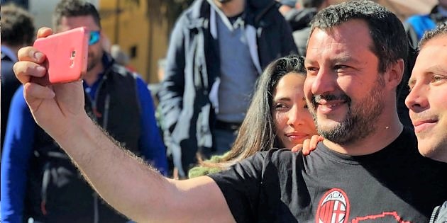 “Uno, nessuno e centomila”, Salvini e la politica sui migranti