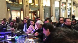 Caffè con Conte, Sgarbi e Salvini