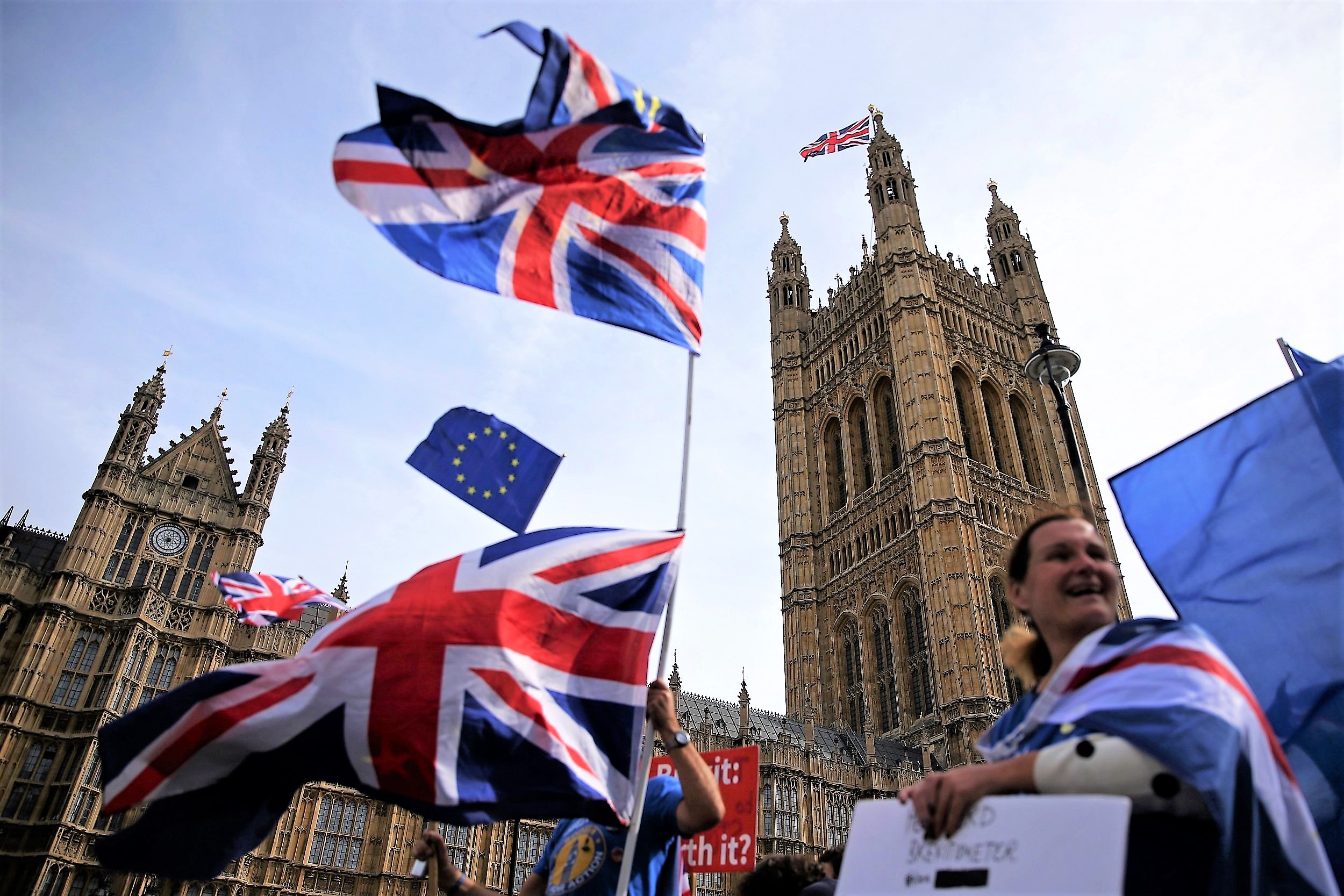 Westminster esclude “no deal”, ma sulla Brexit è sempre caos