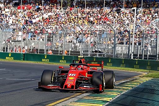 La Ferrari vola in libere Bahrain, Leclerc meglio di Vettel