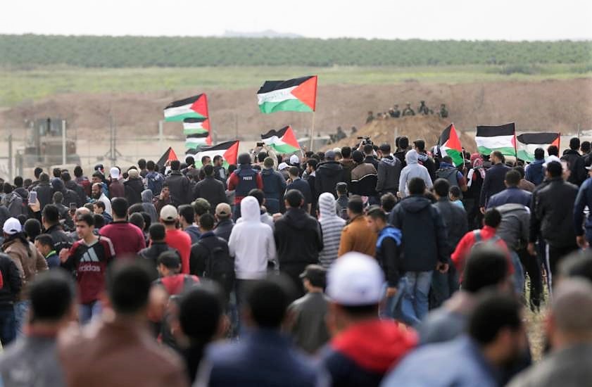 Gaza, salgono a 4 i palestinesi morti e oltre 100 feriti
