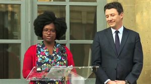 Francia, fedelissima di Macron nuova portavoce del governo