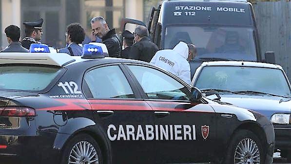 Carabiniere uccide un ragazzo, parenti devastano un ospedale di Napoli