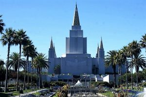 come-vivono-mormoni-denaro