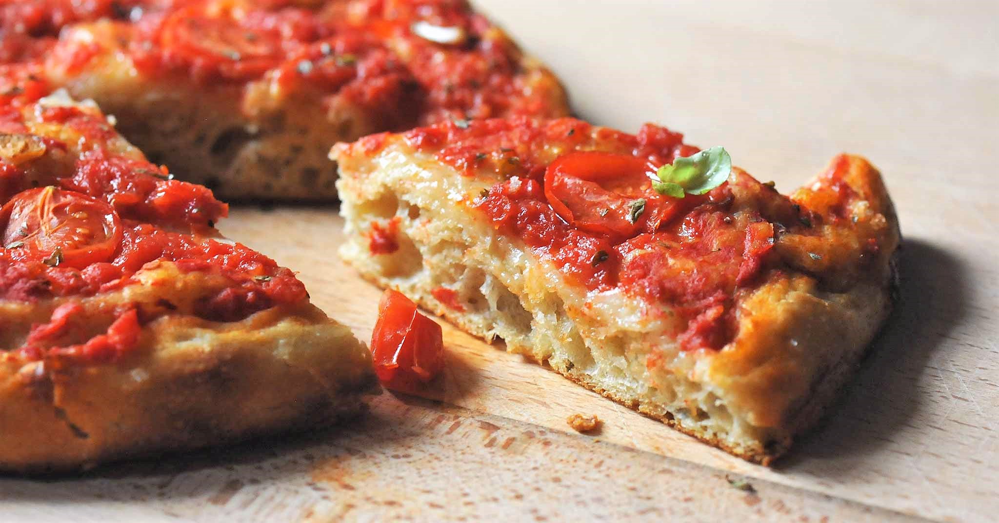 pizza-lioniello-ruoto-forno-di-casa-fetta