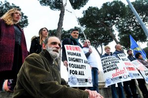 Pena di morte: Radicali manifestano a Roma contro applicazione Sharia in Brunei - foto 3